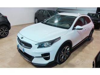 kia xceed 1.0 t-gdi gpl high tech top accessoriata
