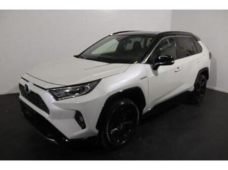 toyota rav4 2.5 hev style: réserver un essai sur route !