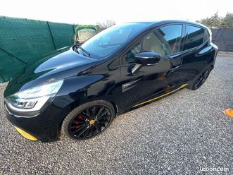 véhicule clio rs 18