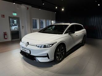 tourer pro 77 kwh batteri 210 kw / 286 hk