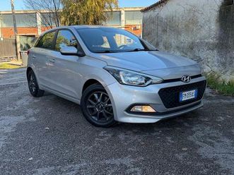 hyundai i20 1.1 crdi 12v 5 porte comfort