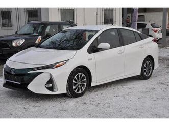 toyota prius 1.8 phev plug-in