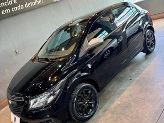 hatch selecao 1.0 8v flex mec. 4p