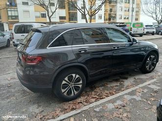mercedes-benz glc 220 d 4matic