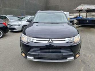 ② mitsubishi outlander 2.2 di-d 4wd anniversary edition 7 pl — mitsubishi — 2ememain