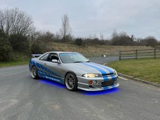 nissan skyline r33 gt-st