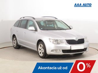 skoda superb combi 2.0 tdi, xenóny, klíma, tempomat