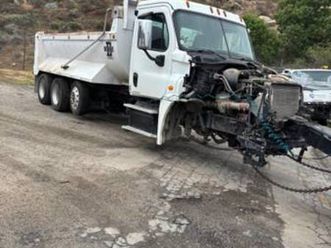 freightliner cascadia 2017