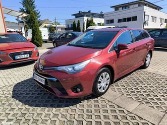 toyota avensis touring sports 1.6 d-4d live plu...