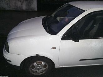 seat arosa 6hs maio/02