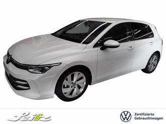 volkswagen golf viii 2.0 tdi style *ahk*head-up*matrix*kame