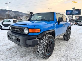 toyota fj cruiser za 23 900 €