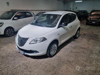 lancia ypsilon 0.9 twinair 85cv 5p metano ecochic