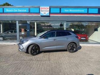 ② opel grandland gs 1.2 benz grijs 130 pk bj. 09/2024 38735 km — opel — 2ememain
