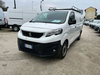 peugeot expert furgone bluehdi 100 s&s pl-sl-tn furgone premium long del 2020 usata a milano