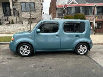 2009 nissan cube with only 121,000 miles