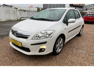 1.8 hibrido executive