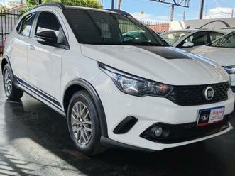 fiat argo 1.3 trekking