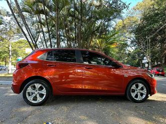 hatch premier 1.0 12v tb flex aut. 4p