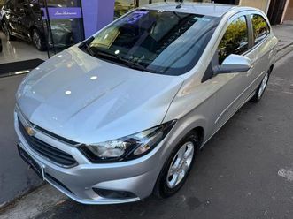 hatch lt 1.4 8v flex mec. 4p