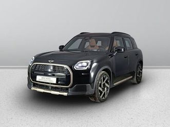 mini mini countryman 2.0 48v d favoured auto del 2024 usata a san benedetto del tronto