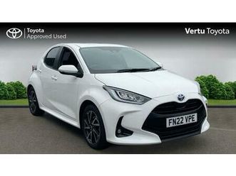 toyota yaris design hatchback's 1.5 vvt-h design e-cvt euro 6 (start/stop) 5dr