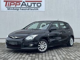 hyundai i30 i30u 1.4 dohc life /klíma/ b-239