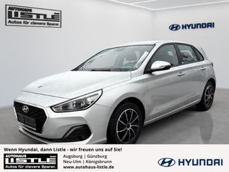 hyundai i30 select soko navi,rückfahrkamera,klimaanlage