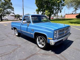 chevrolet c10 pickup