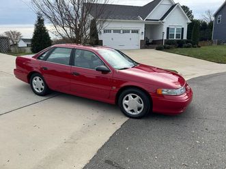 ford taurus