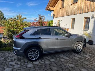 mitsubishi eclipse cross 2.4 plug-in hybrid 4wd top top