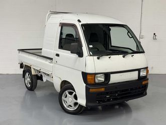 1998 daihatsu hijet