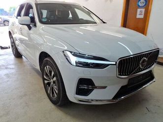 volvo xc60 pano*awd*ahk*harman/kardon*r.cam*navi*shz