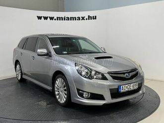 subaru legacy 2.5 gt sport navi (automata) awd 265 le napfénytető. bőr kamera végig vezetett szervizkönyves