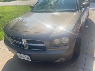2010 dodge charger sxt rwd