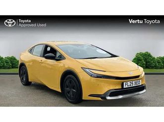 toyota prius plug in 2.0 phev design 5dr cvt hatchback 2025, 3518 miles, £27850 - 33075373 - exchangeandmart.co.uk
