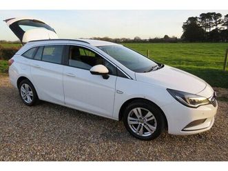 2017 (17) estate 5door