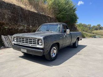 ramcharger 5.2 v8 royal se auto