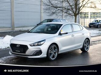 hyundai i30 fastback trend *garantie*shz*navi