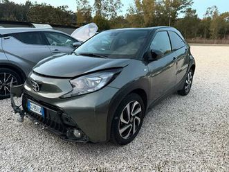 toyota aygo x 1.0 vvt-i 72 cv 5 porte lounge air s