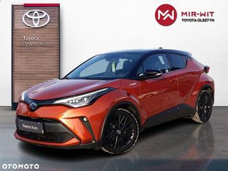 toyota c-hr 2.0 hybrid selection