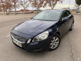 volvo s60 2.0 d3 summum auto