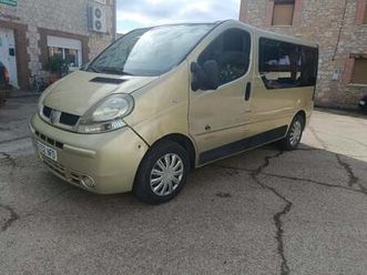 trafic 2.5dci passenger privilege