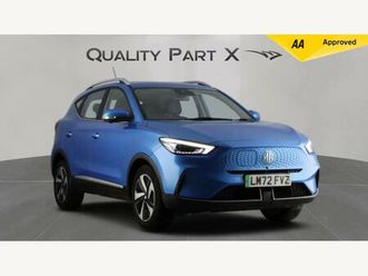 72.6kwh trophy long range auto 5dr