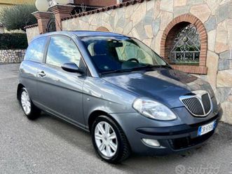 lancia ypsilon 1.2 argento