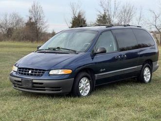 1999 plymouth voyager- great condition