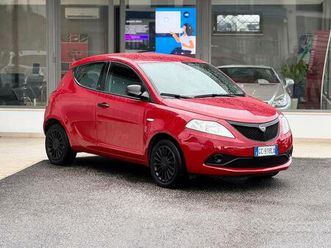 lancia ypsilon 1.0 hybrid 69cv e6 neo. - 2020
