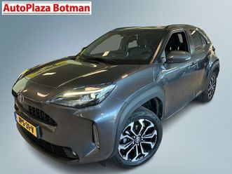 toyota yaris cross 1.5 hybrid 115 first edition | stuur en stoel verwarming