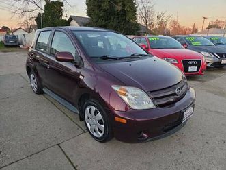 2004 toyota scion xa base 4dr hatchback