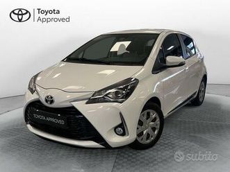 toyota yaris 1.5 5 porte active